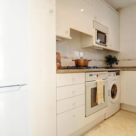 Lägenhet Vinyet Serenity By Hello Homes *
